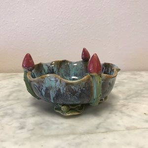 Vintage Majolica pond themed glazed pottery